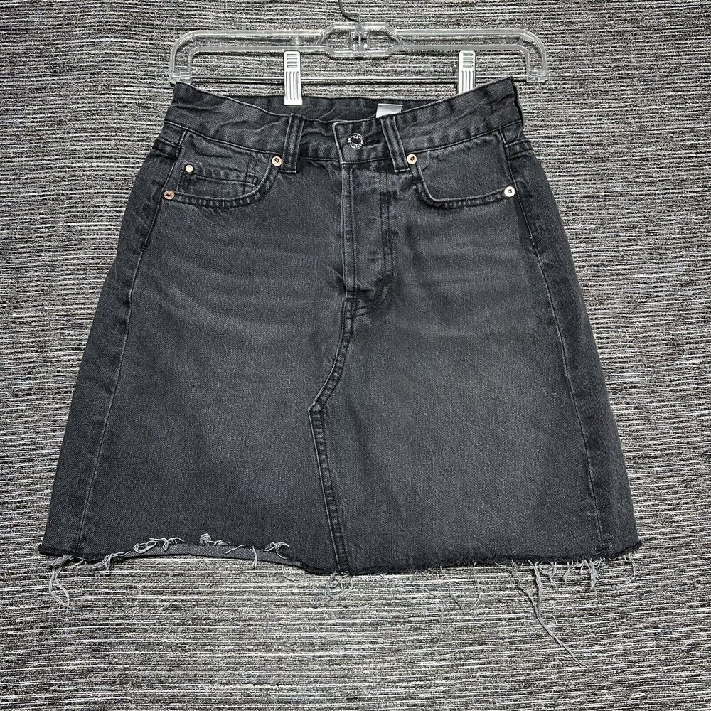 H&M & Denim Skirt Women's Size 2 Gray Charcoal Raw Hem Button Fly